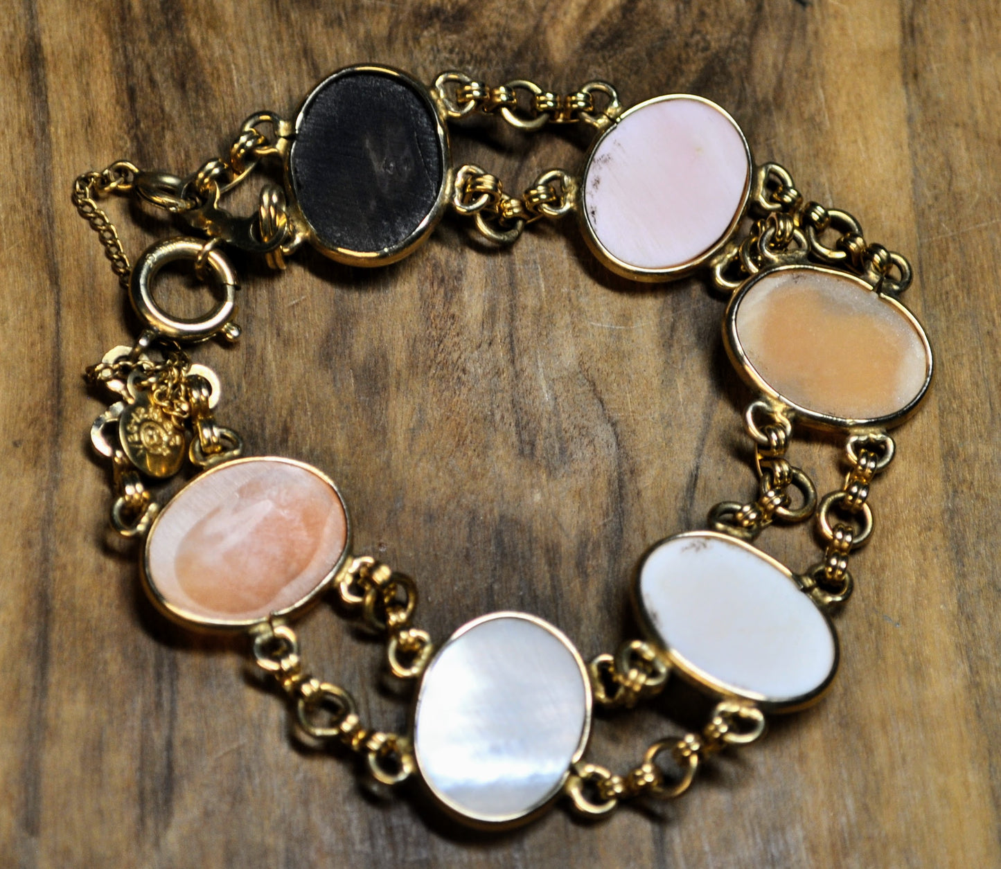 Beautiful 12KT Gold Filled Curtis Creations Cameo Bracelet - 8" Length - 1950s Curtis Creations Gold Vertical Cameos Bracelet
