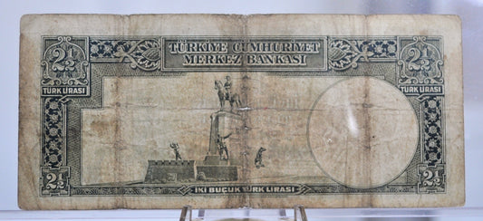 1939 Republic of Turkey 2 1/2 Lira Note - WWII Era Turkish Currency - Rare Early Issue - 1939 Türkiye Two and a Half Liras Banknote - P#126