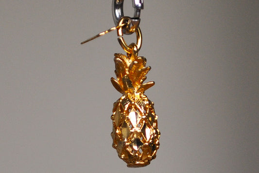 Beautiful Sterling Silver Gold Tone Pineapple Pendant - Stamped and Tested Sterling Silver - Crea Sterling Charm - Hawaii Pineapple Pendant