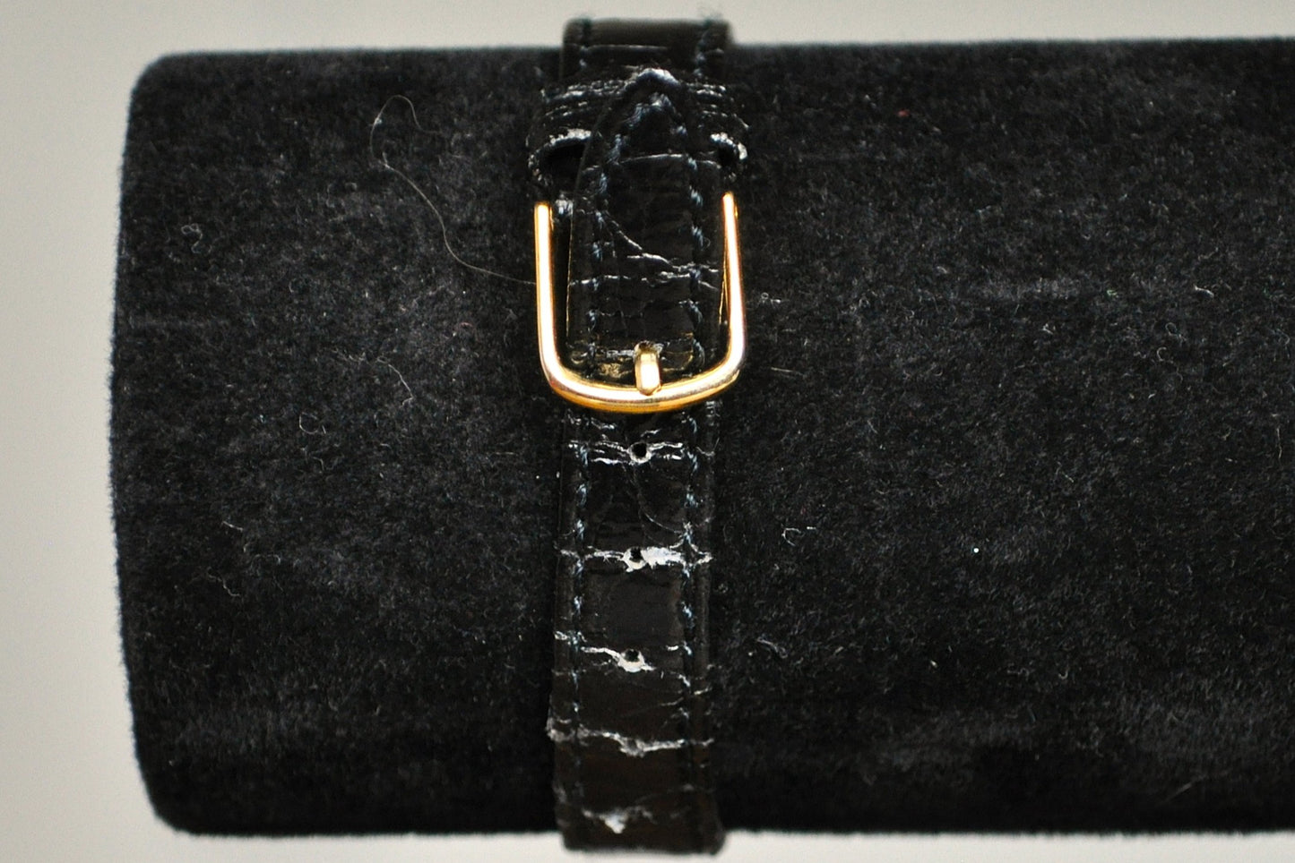 Shining Stainless Steel Gold Tone Sharp Quartz Watch - Black Genuine Leather Watch - Working!
