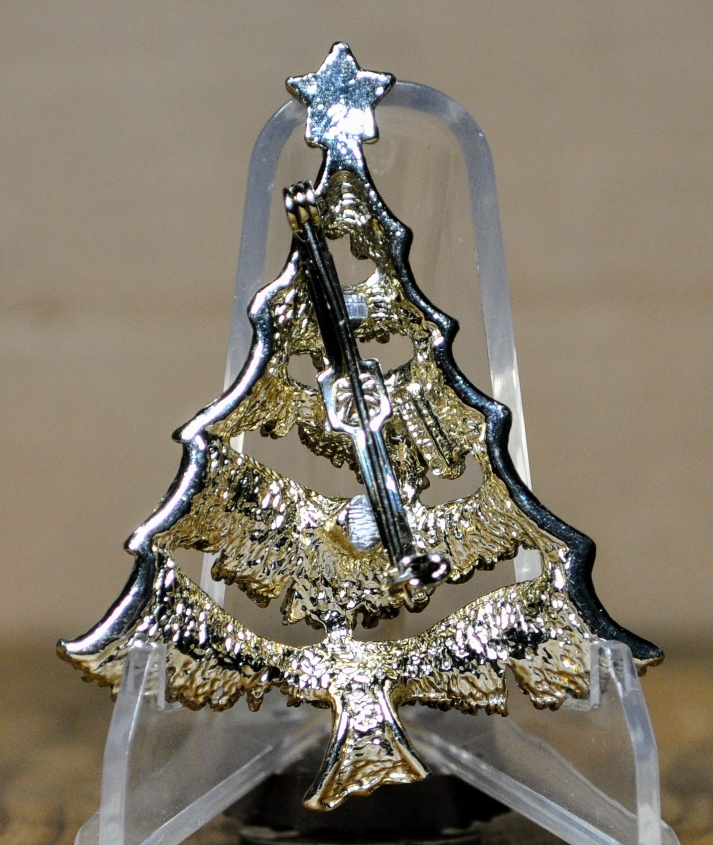 Beautiful Gerry's White Gold Tone Christmas Tree and Star Brooch - 2.25 Inches Tall - Vintage Gerry's Holiday Pin
