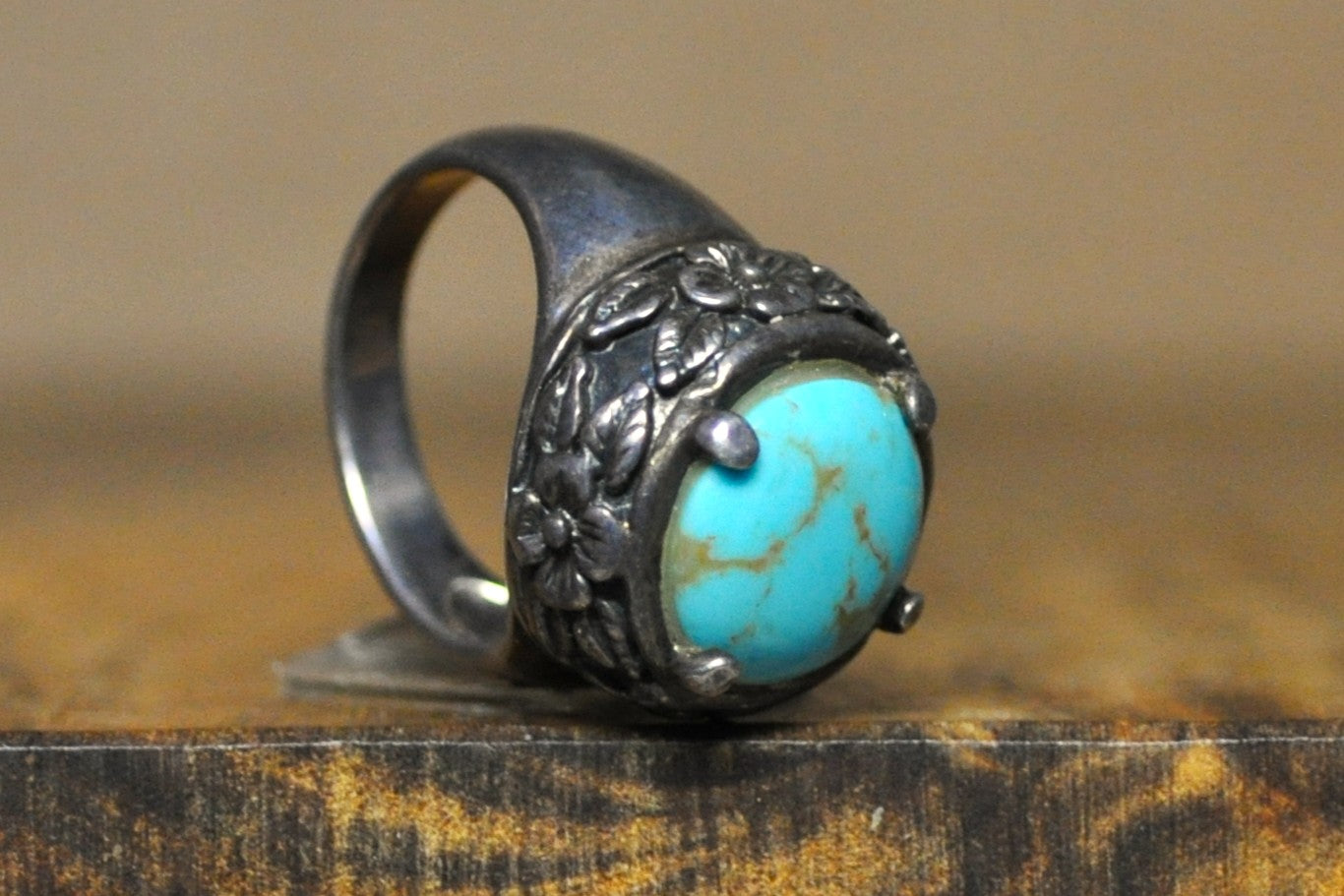 Silver Turquoise Floral Bezel Ring - Size 6.5 - Stamped and Tested Sterling Silver - Stunning Native Jewelry