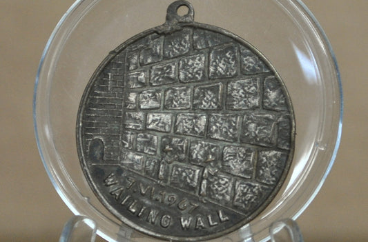 1967 Six-Day War Medallion - Israel and Jerusalem 6 Days War Pendant - 1967 Wailing Wall Reverse