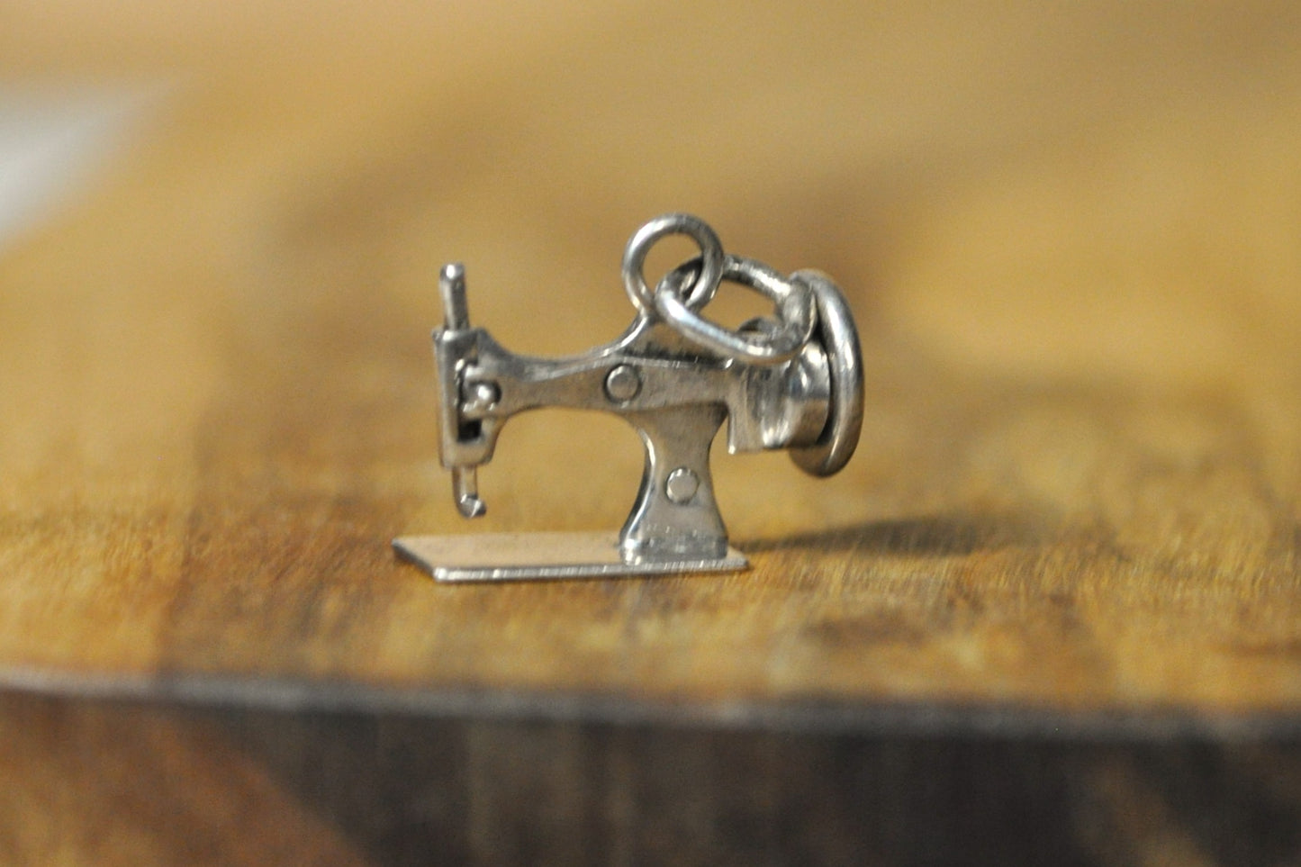Articulated Silver Sewing Machine Charm - Stamped and Tested Sterling Silver - Sewing Needle Moveable - Small Charm