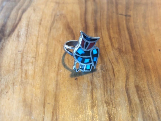 Vintage Zuni Inlaid Owl Ring – Turquoise, Coral & Mother of Pearl Size 5