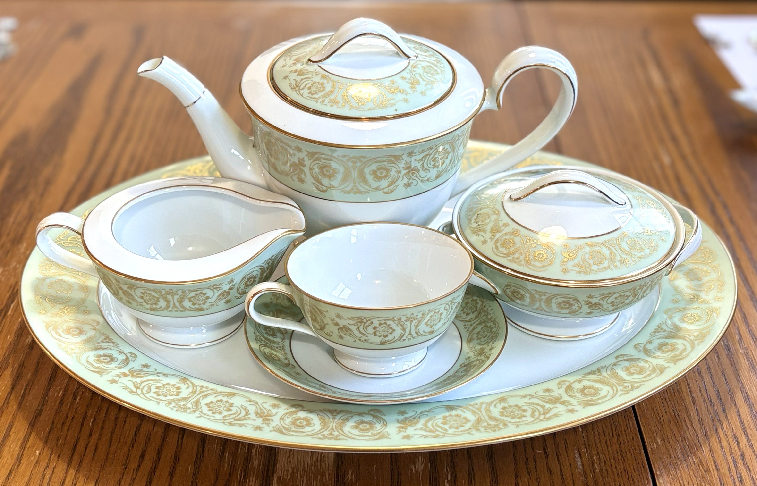 Massive Vintage Noritake Fine China Dinnerware Set 137 Pieces