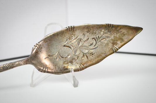 Vintage Towle Silversmiths Floral Engraved Pastry Server - Tested .900 Coin Silver - Ornate Design - Dinner Parties