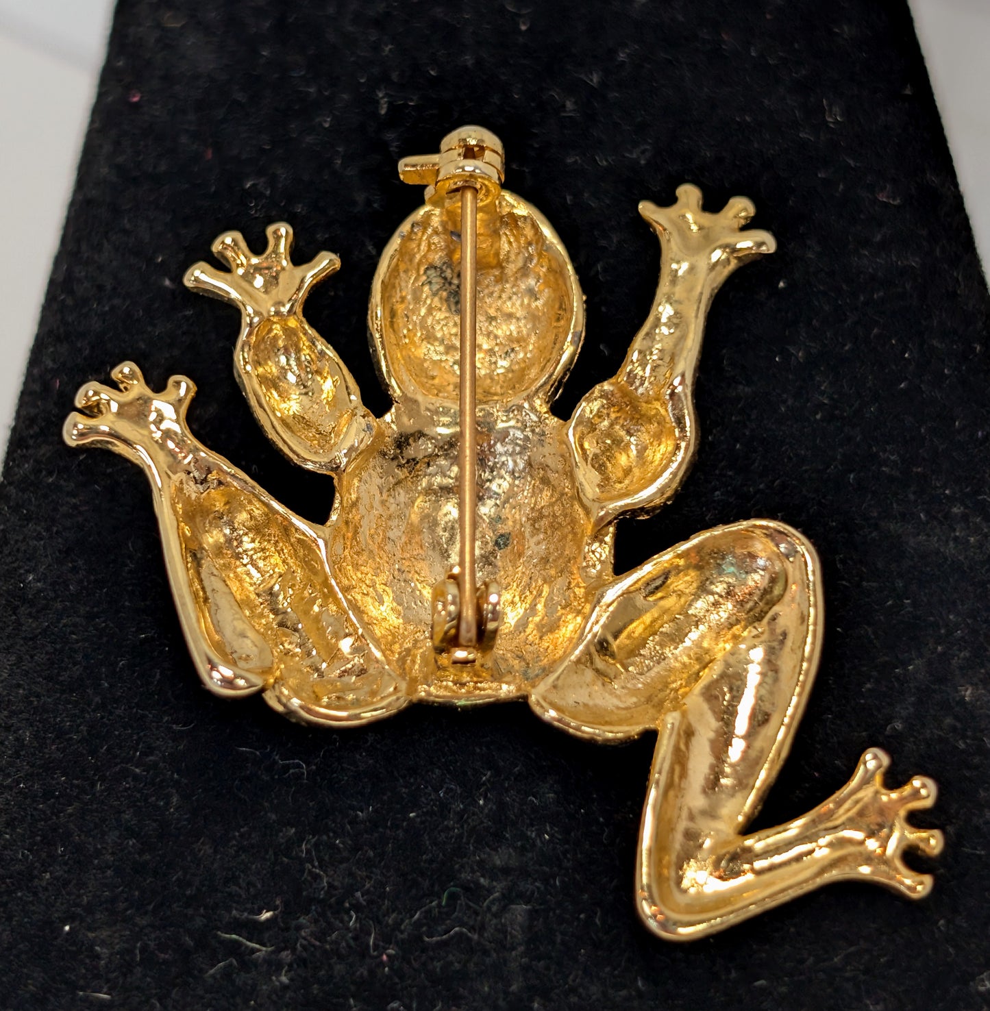 Vintage Gold Tone Enamel Tree Frog Brooch 1 1/2 Inch Pin
