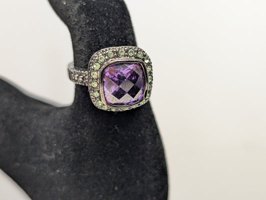 Incredibly Detailed Green Sapphire & Amethyst Ring - Size 7 - Heart Cutout Dome