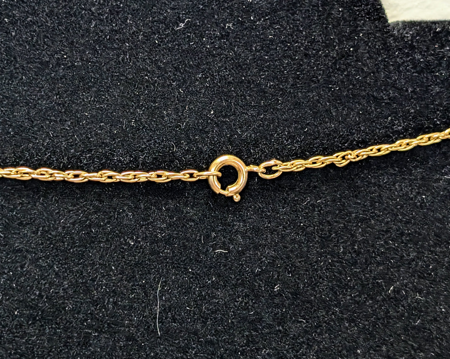 Beautiful Anson Pewter Gold Toned Mother and Baby Birds Nest Pendant Necklace - 18" Length - Vintage Anson Pewter Mother's Day Bird Necklace