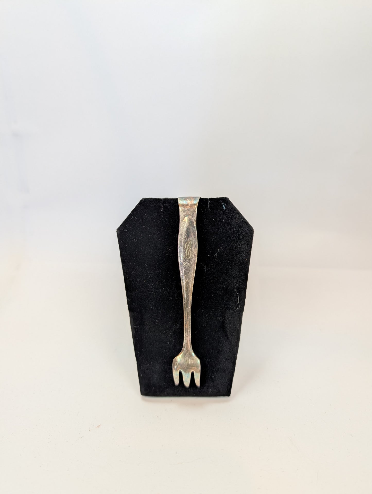 Vintage Silverplated Iridescent Community Plate Tongs - Stamped Cursive C - 3.5 Inches Long