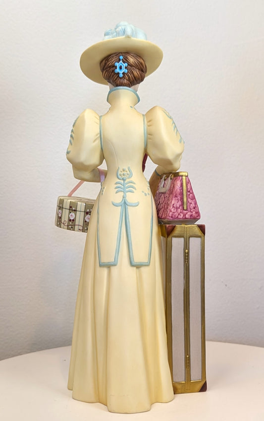 2002 Avon Mrs. Albee Award Porcelain Figurine - The Traveler - Like New, No Box - Avon Presidents Club Award 2002