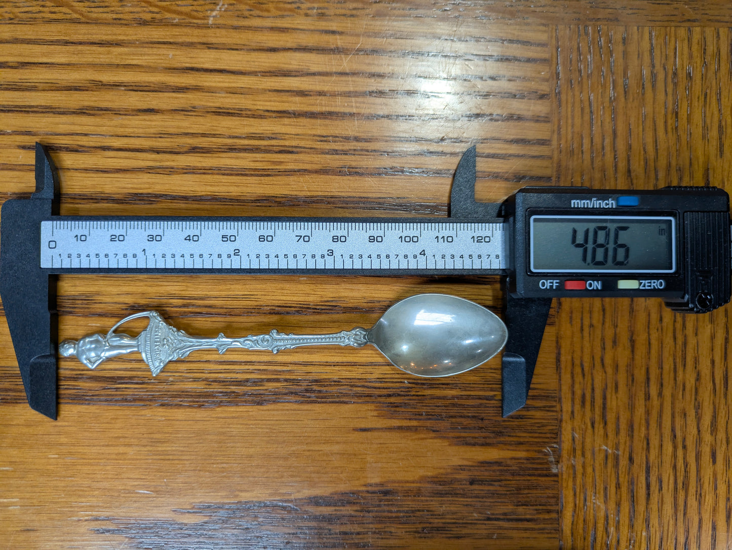 Bruxelles Mannekan Pis Spoon - Tested Silverplate - Belgian Souvenir Spoon