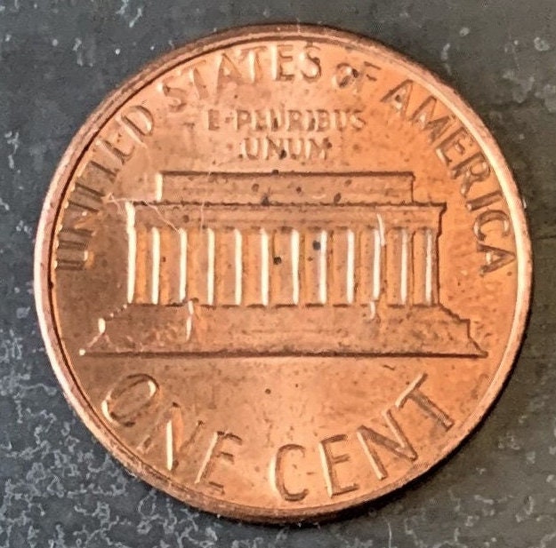1982 Lincoln Memorial Penny Cent - Large Date - Fantastic Condition - 40th Anniversary - Collectible Coin