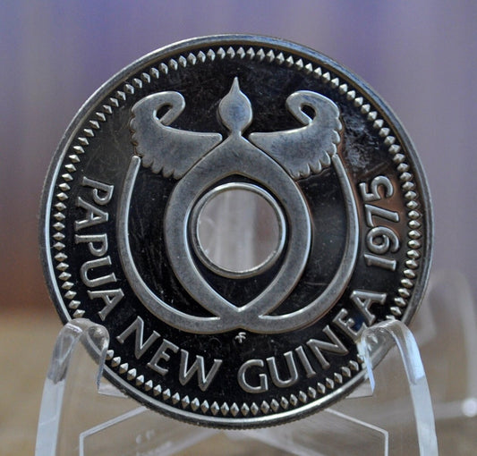 Papau New Guinea 1975 Commemorative Proof 1 Kina - Proof Strike - One Kina Papau New Guinea 1975