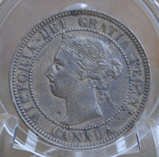 1892 Canadian One Cent - XF (Extremely Fine) Condition - Queen Victoria - 1892 Large Cent - 1892 Penny Canada 1 Cent 1892