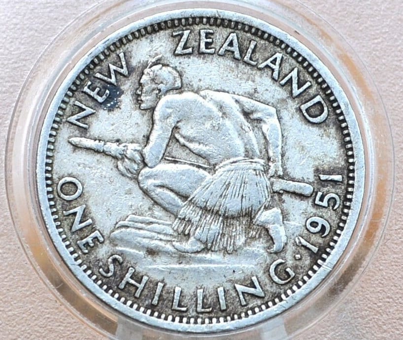 オーストラリア　ニュージーランド　記念 1951 New Zealand Silver Shilling - Great Condition, XF - 1951 New