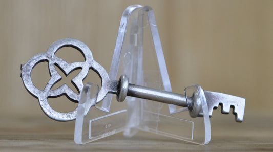 Antique Skeleton Keys! - Awesome for Décor, Craft Projects, Jewelry Projects - Vintage Keys, Real Old Keys from the 1800s