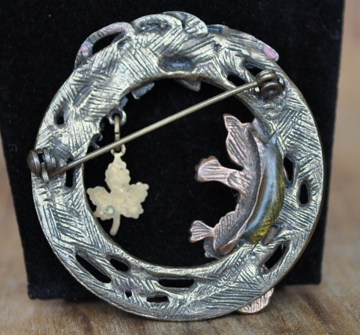 Awesome Vintage Cat Pin! Bronze - Cat Catching a Falling Leaf - Vintage Cat Brooch, Cat Jewelry, Hilarious