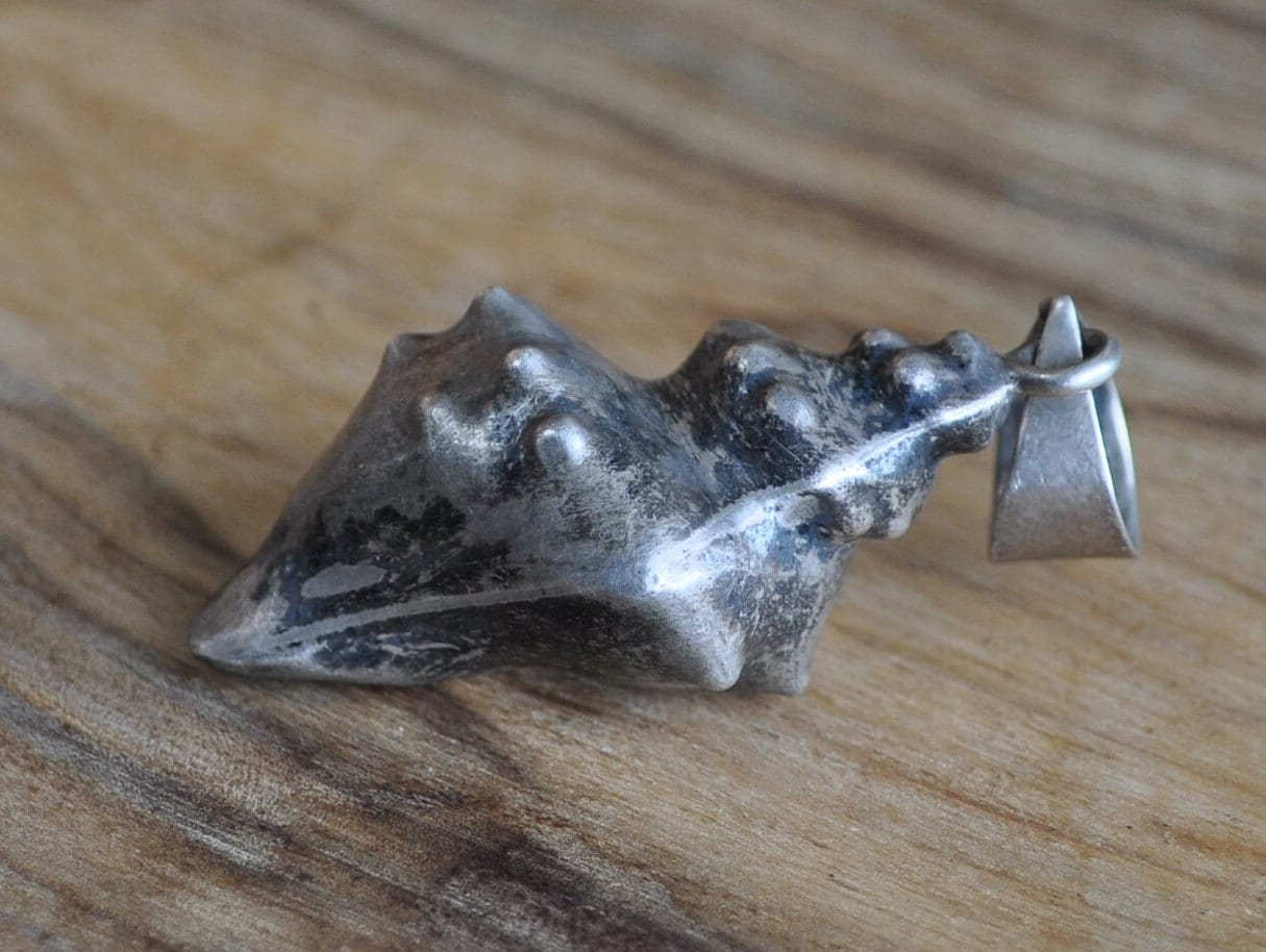 Beautiful Vintage Sterling Silver Seashell Pendent- Vintage 925 Silver Sea Shell Necklace Pendent - Lovely Piece, Nautical Jewelry