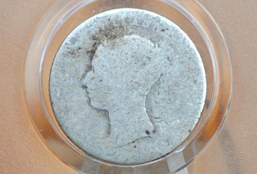 1842 Fourpence Great Britain 4 Pence Silver - AG/G (Good) Condition - UK 4 Pence Silver 1842 - Queen Victoria / Victorian Era