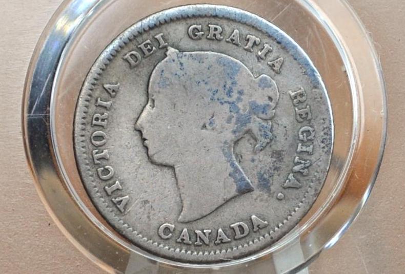 1883 Canadian Silver 5 Cent Coin - F+ (Fine Plus) - Queen Victoria - Canada 5 Cent Sterling Silver 1883 Canada