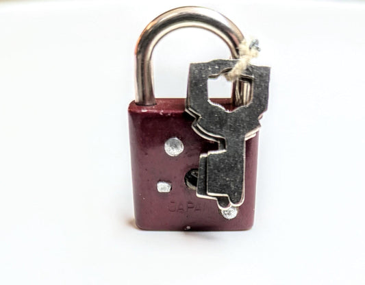 Antique Highmount 20 Millimeter Padlock - Highmount 20 mm with Keys - Highmount Padlock