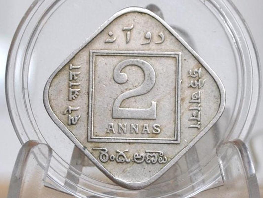India 2 Annas 1935 - VF Condition - 1935 India 2 Annas - King George V -