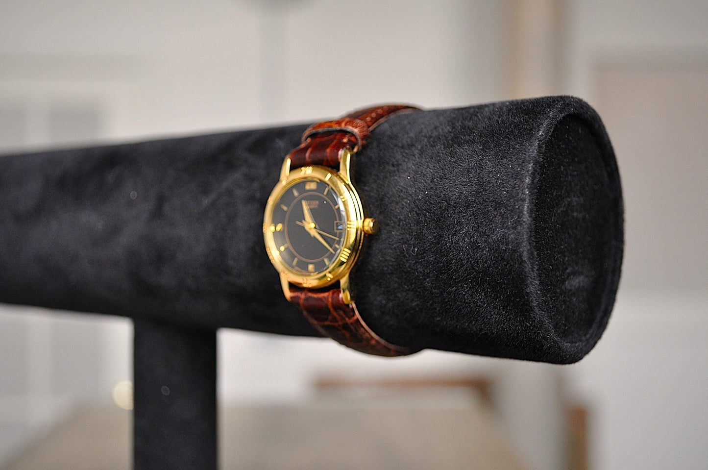 Vintage Citizen Quartz 1970's Women's Gold Toned Watch - Citizen 6010 Ladies Watch - Working!