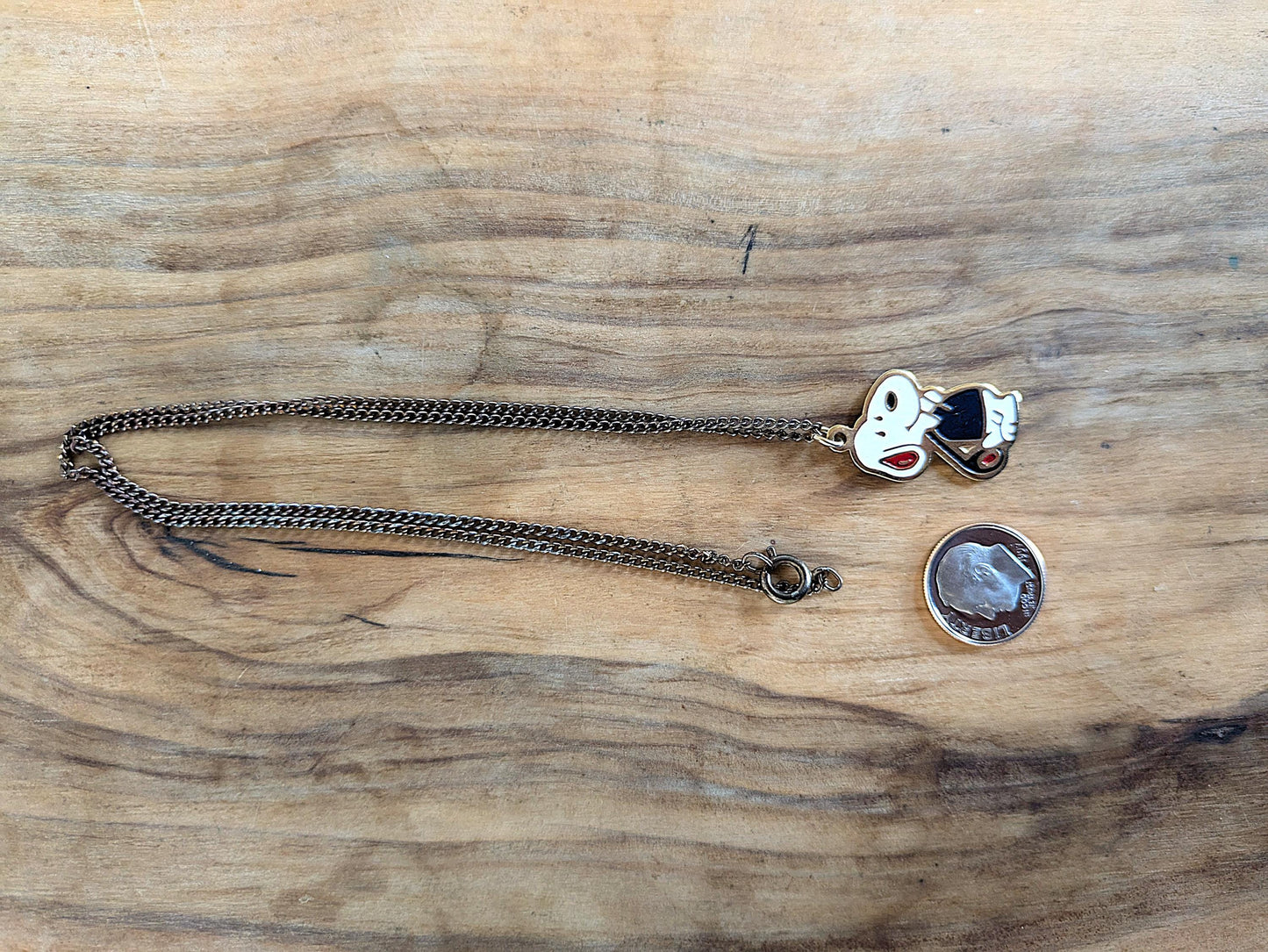 Awesome Golfing Snoopy Necklace - 19 Inches - Golfing Snoopy Peanuts Collectible