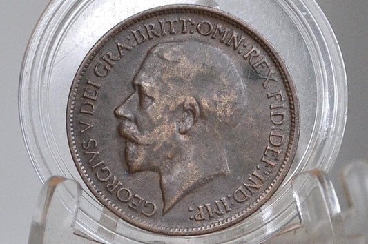 1917 Great Britain Half Penny - XF Condition - UK Large Penny 1917 - King George V 1/2 Penny - Bronze -