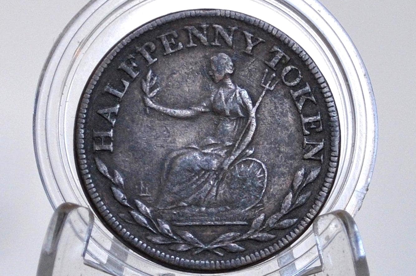 Rarer 1813 Canada Lower Bank Half Penny Token, Field Marshal Wellington Variety, Trident Reverse - XF Condition - 1/2 Penny Token Canada 181