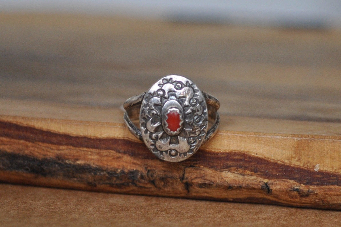 Zuni Red Coral Inlay Shield Split Ring - Size 5 - Stamped and Tested Sterling Silver - Zuni Coral - Titos Jewelry