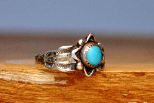 Bell Trading Post Ring - Size 3 - Stamped and Tested Sterling Silver - Authentic Native American Jewelry