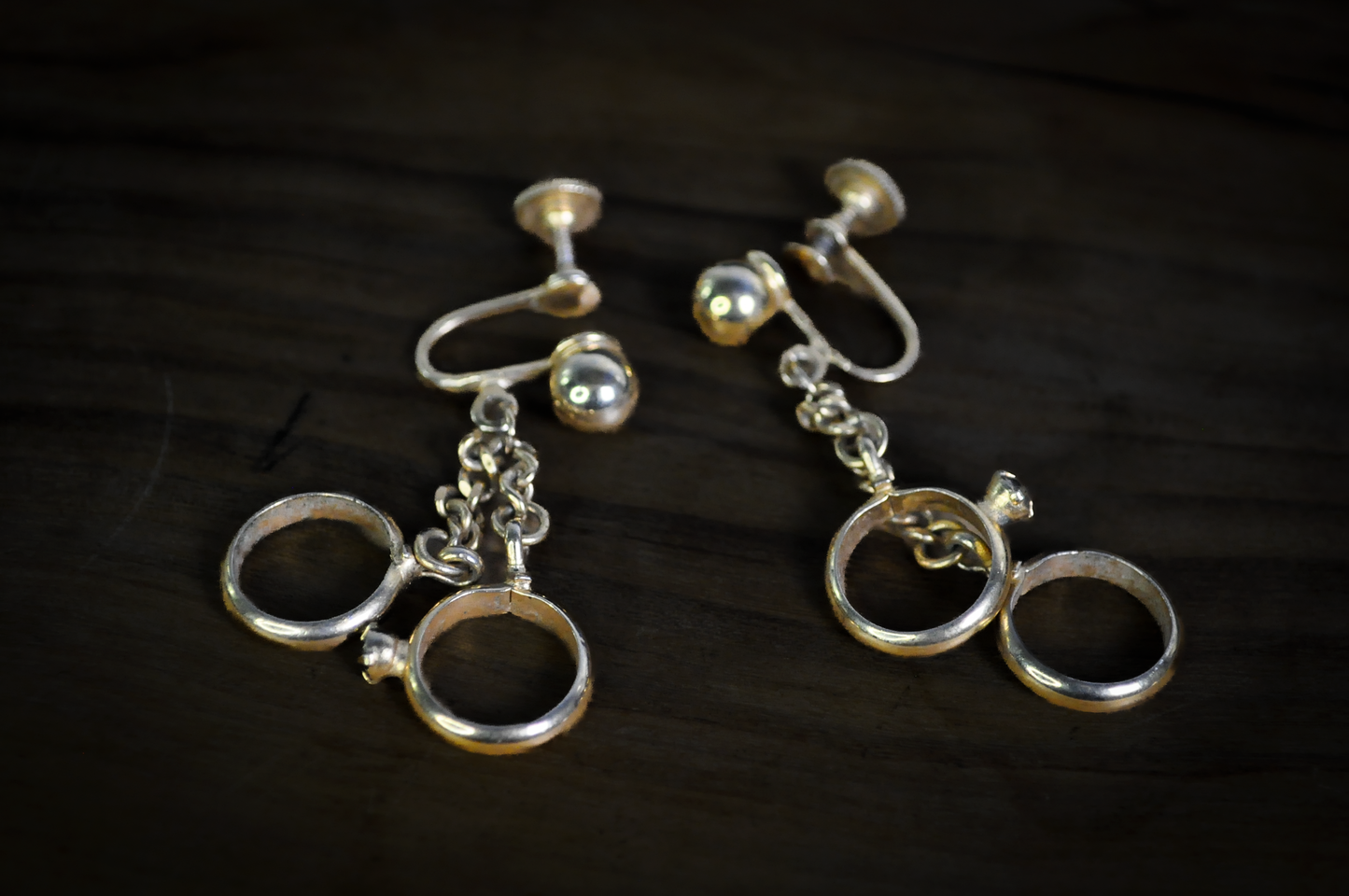 Vintage Alice Brand Wedding Rings Dangle Earrings Clip On - Antique Wedding Ring Earrings Clip On