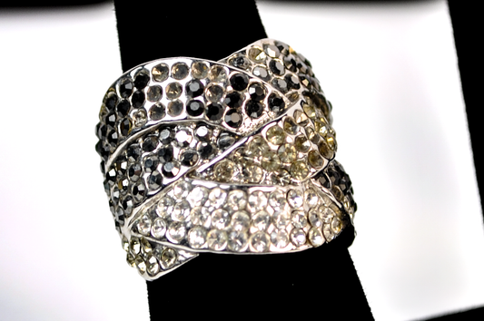 Vintage Lia Sophia Size 7 Two Tone Crystals Ring - Lia Sophia Statement Ring Sz 7 Woven Silver Two Toned Crystal's