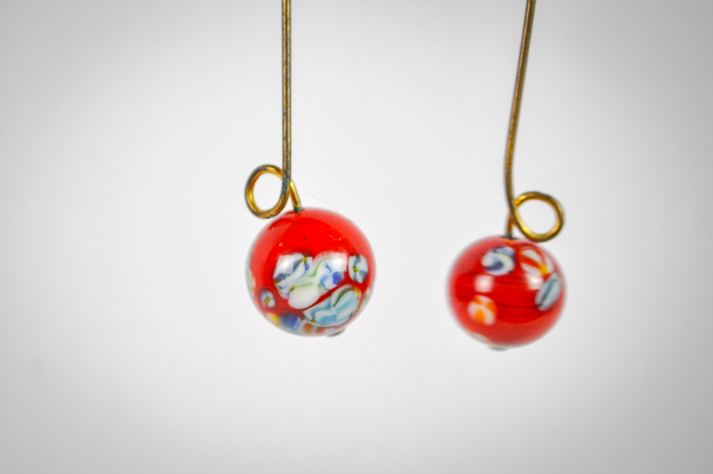 Vintage Red Graduated Abstract Floral Glass Bead Dangle Gold-Toned Earrings - Red Graduated Glass Bead Gold Dangles