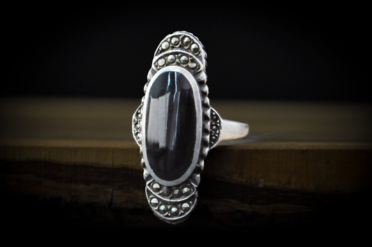 Stunning Sterling Silver Oval Black Onyx Ring - Size 5.5 - Stamped and Tested Sterling Silver - Cubic Zirconium Studded