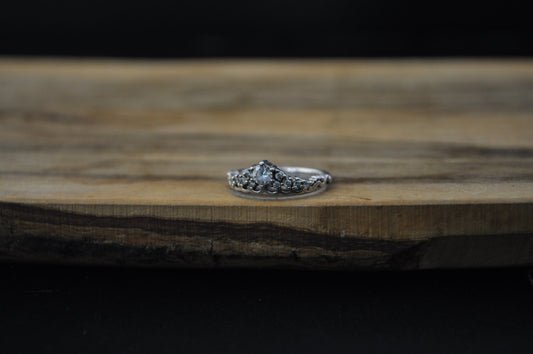 Pandora Fairytale Tiara Cubic Zirconium Ring - Size 7 - Stamped and Tested Sterling Silver - Crown Filigree