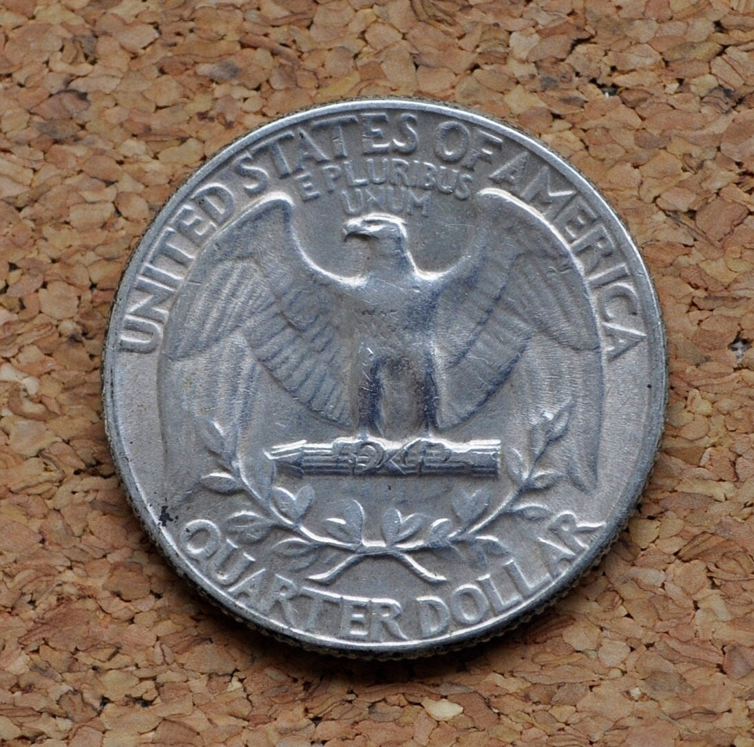 1946 Washington Silver Quarter - BU (Uncirculated) - Philadelphia Mint - 1946P Washington Quarter / 1946 P Quarter