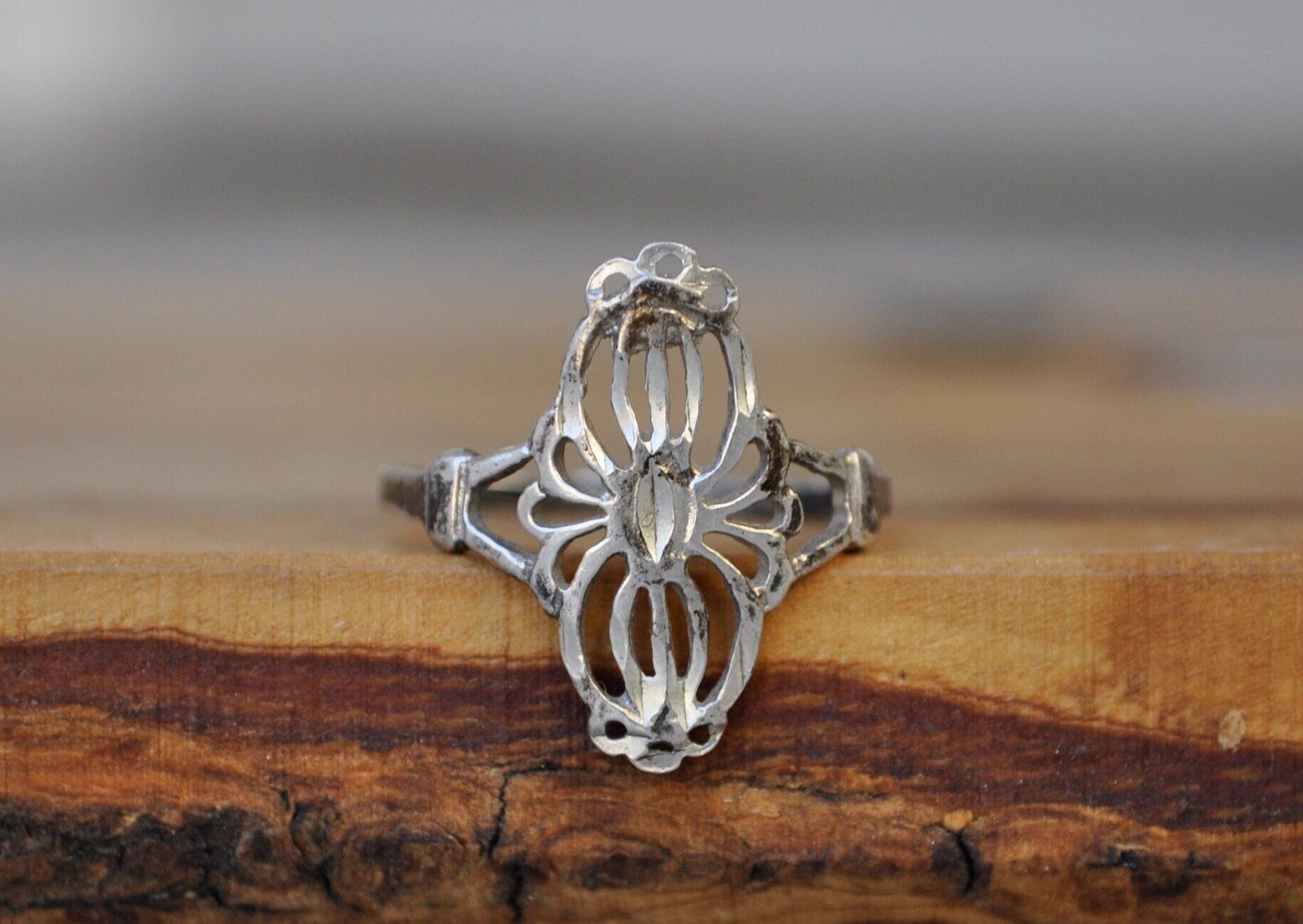 Antique Sterling Silver Ring - Simple / Minimal Design, Thin Band 
