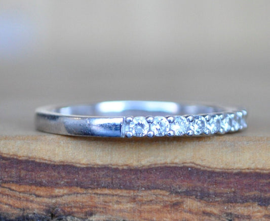 Sterling Silver Ring - Size 9 Ring Size 9 (18.9 MM Band) - Brilliant Cut Cubic Zirconia Stones - 925 Silver