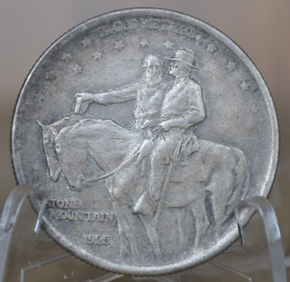 Authentic 1925 Stone Mountain Silver Commemorative Half Dollar - XF (Extremely Fine) - Robert E. Lee and Stonewall Jackson 1925 Half Dollar