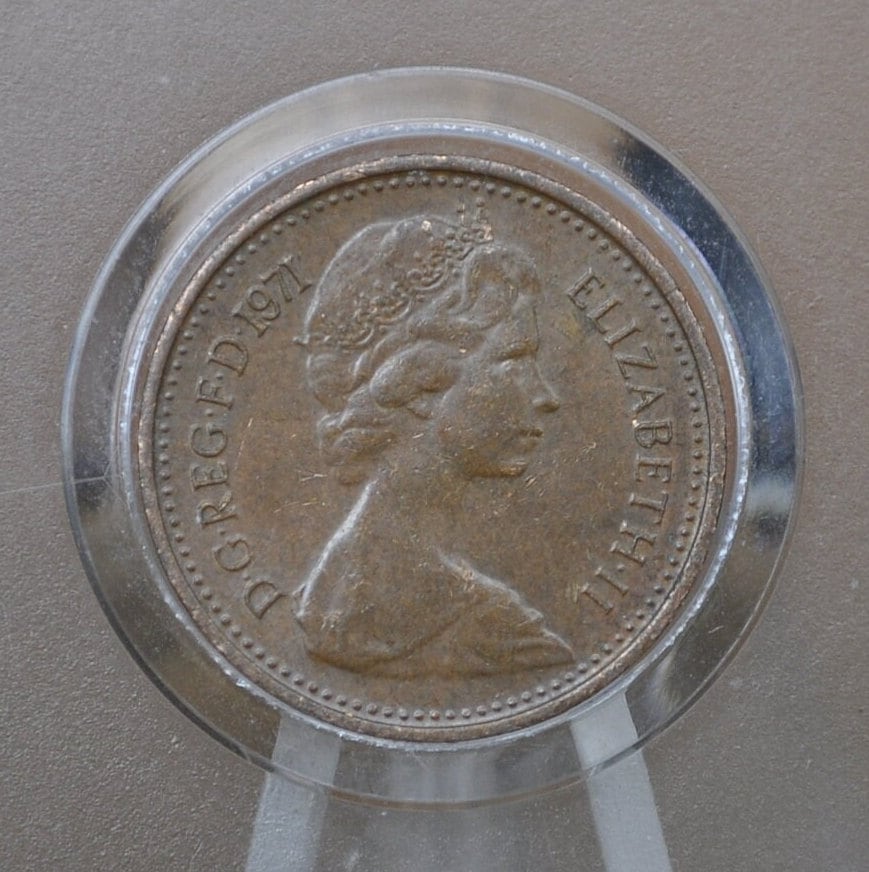 1970's New Penny 1/2 Coin - Great Britain - Pre-Euro - Great Condition - Half Penny 1970's Coin- Small Bronze UK 1/2 Penny