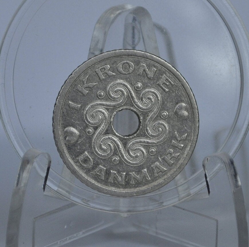 Denmark Heart Kroner Coin - Great Condition - Danmark Kroner - Two Hearts Coin - Ideal for Jewelry - Heart Coins
