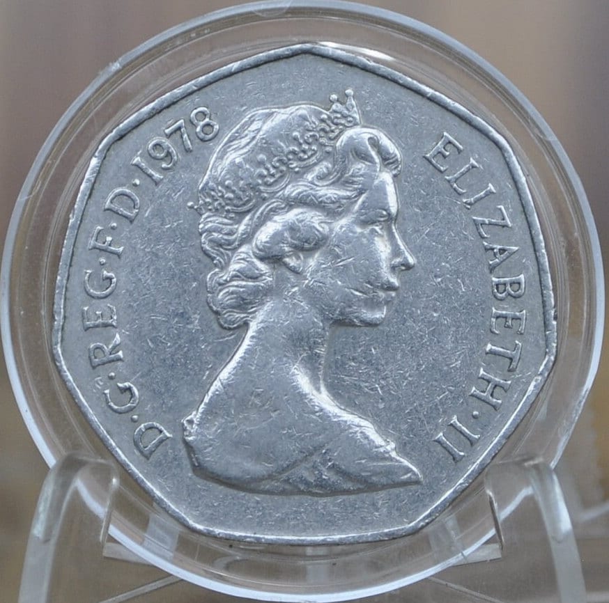 1960s-2000s Fifty Pence Great Britain - Pre-Euro - Queen Elizabeth II - UK 50 Pence 1999 - Great for Crafts or Jewelry