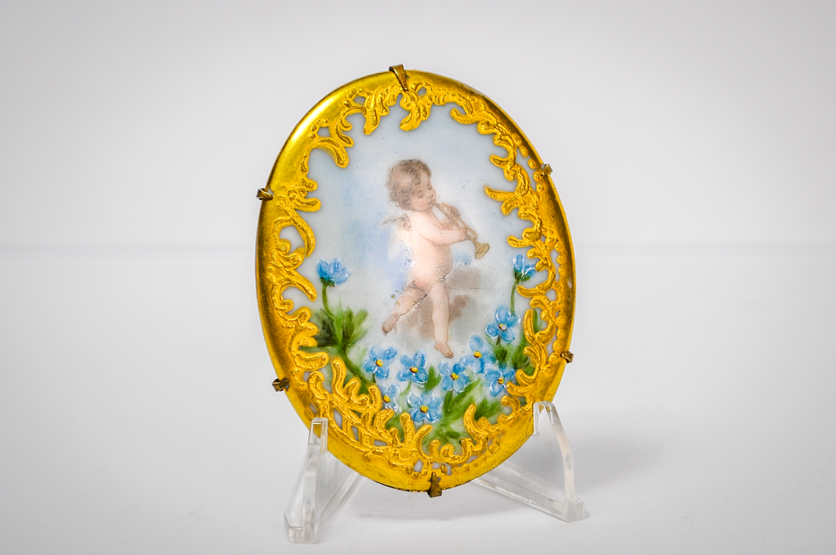 Antique Gold Gilt Hand Painted Cherub Forget-Me-Nots Porcelain Brooch - Gold Leaf Border - Victorian Era Gilded Angel Pin&nbsp;