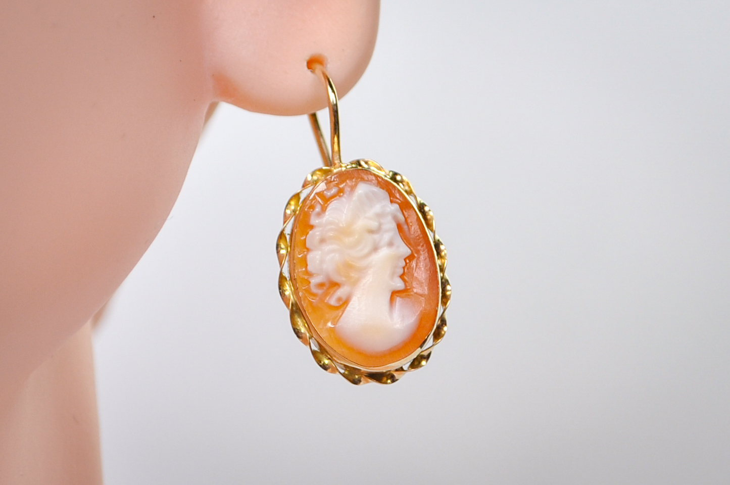 Vintage 14k Gold Ditta Giovanni Apa Genuine Cameo Drop Earrings - 1970s Giovanni Apa Naples Italian Cameo 14kt Yellow Gold Earrings