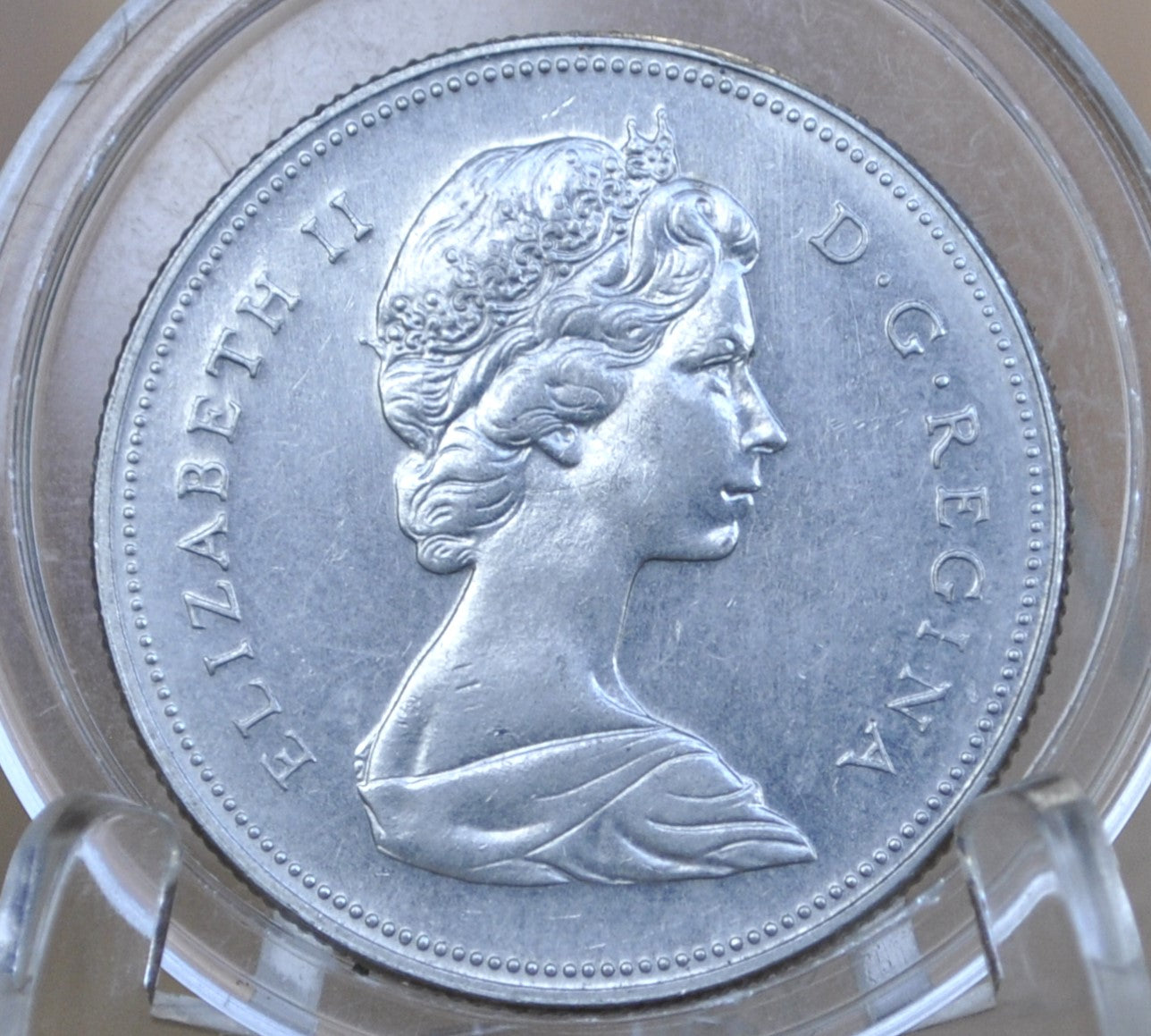 1975 Canadian Half Dollar - AU/BU (About Unc.) - Clad - 50 Cent Canada 1975