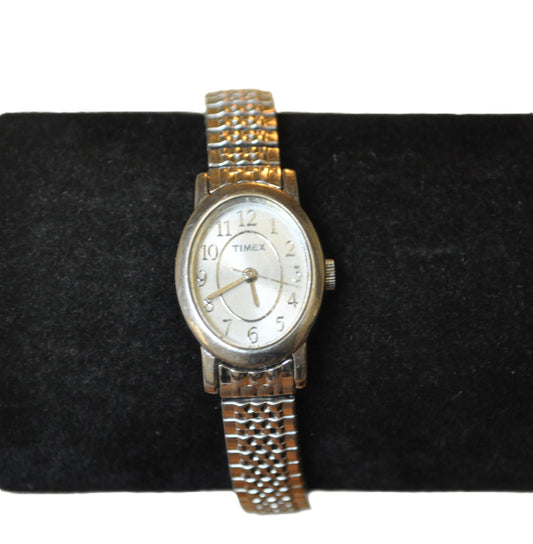 Ladies Timex Cell Quartz 521SW Stretch Watch (Working!)